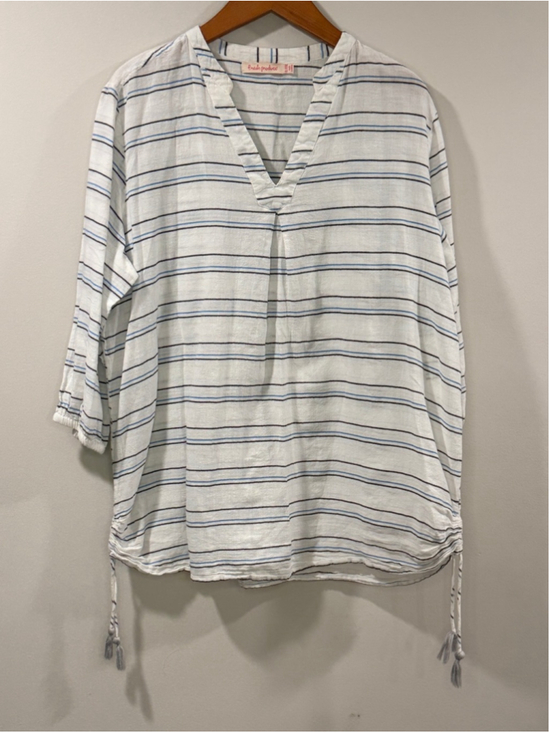 fresh produce Tops - fresh produce Women’s White Tunic with Navy and Light Blue Stripes Size XL/XXL